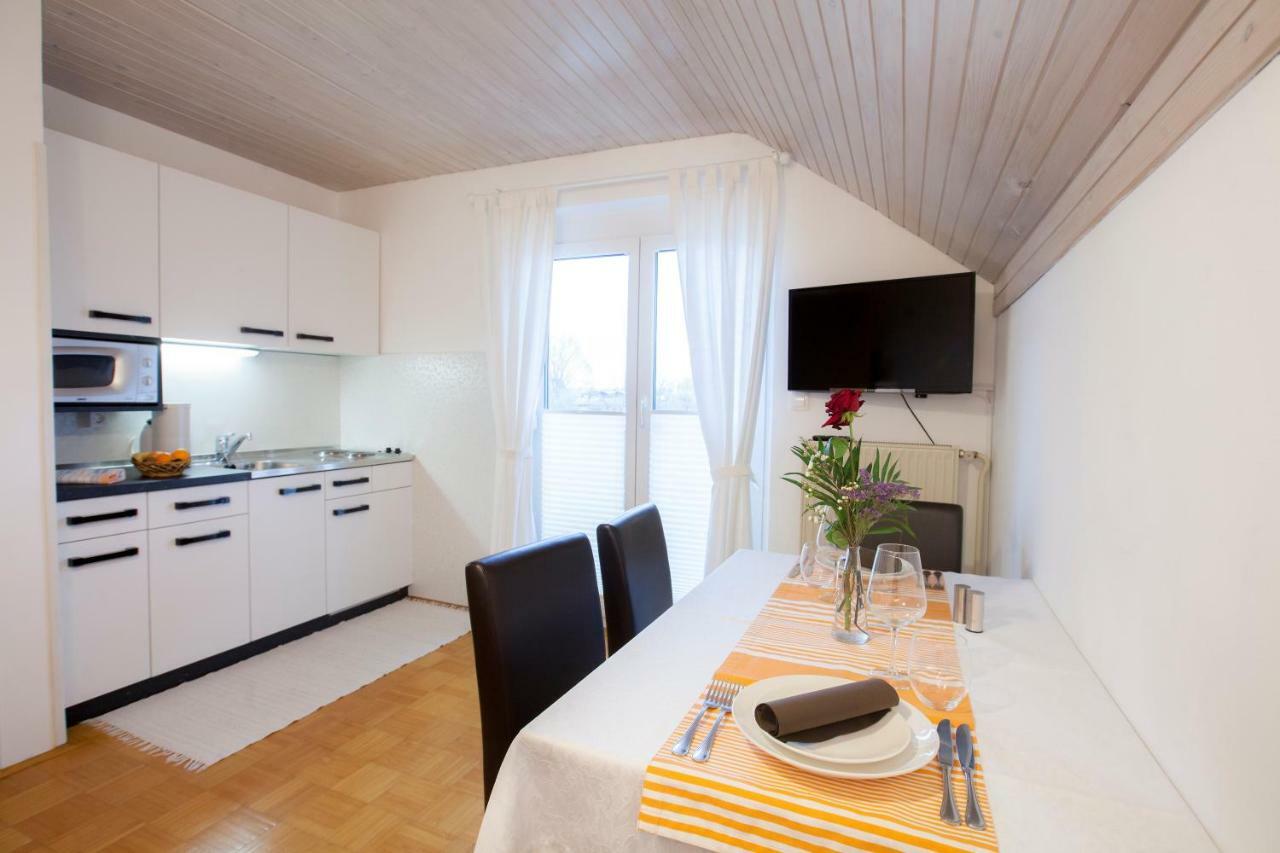 Apartments Special Блед Екстериор снимка